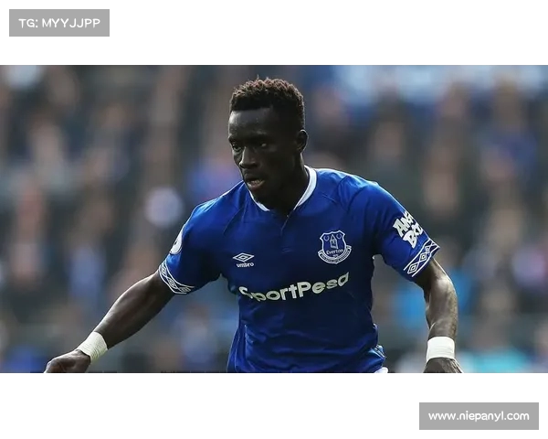 曼联欲抢先签下梅斯小将伊德里萨盖伊 干扰小蜜蜂引援计划